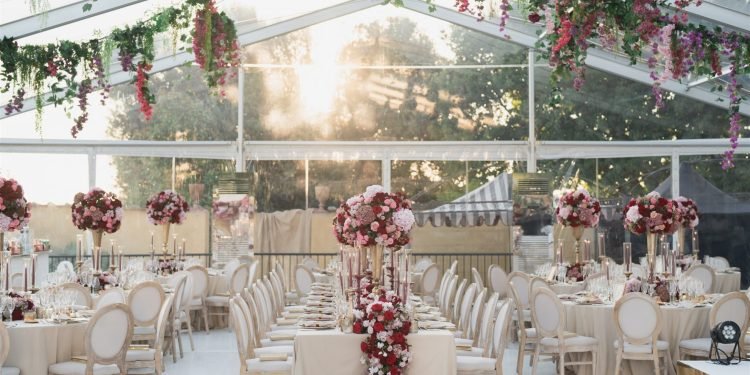 Kosher Vs Non-Kosher Destination Weddings: A Guide