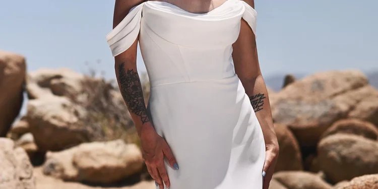 Wedding Dress Necklines – Pretty Joyful Love – Wedding Blog