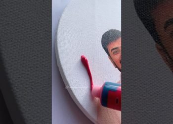 Painting Cutest Wedding Gift ???? #shorts