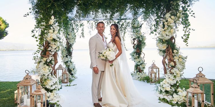 A Lakeside Wedding In Italy – But Not The One You are Expecting!