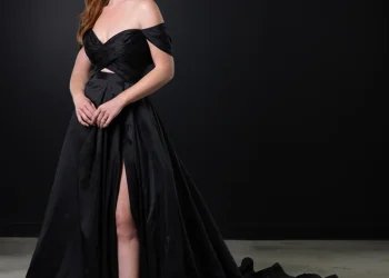 Trending Wedding Dresses with Color – Pretty Glad Love – Wedding Blog