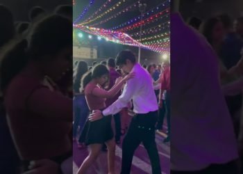 Salsa Night in IIT Bombay #shorts #salsa #dance #iit #iitbombay #motivation #trending #viral #jee