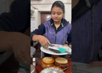 Subh 5 bje uthkar bnaya  itne sare cake orders???? #shorts #shortsfeed #trending #cake #youtube #viral