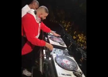 DJ Khaled showing his skills on the turntables!!