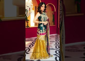 Gul-Bano✨Gharara by Saira Rizwan #mehendi #gharara #sumbaliqbal #photography #mweeshorts #shorts