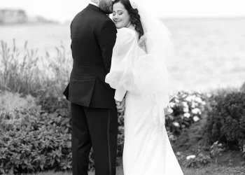 Real Martina Liana Bride Victoria + William – Pretty Pleased Love – Wedding Blog