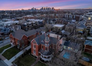 Renovated Historic Mansion Minutes From Downtown Nashville