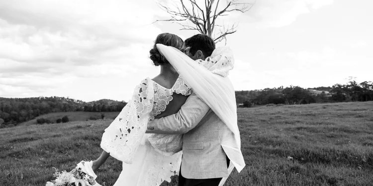 Real All Who Wander Bride Brittany + Adam – Pretty Blissful Love – Wedding Blog