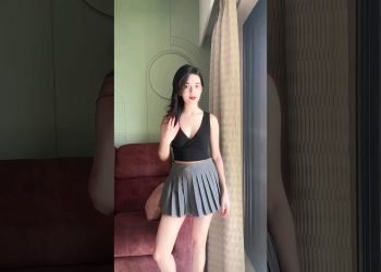 comment  hi for link  #shortsfeed #shorts #badrikidulhania  #dresses
