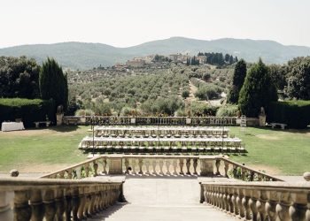 A Tuscan Borgo Wedding For Corine & Neil