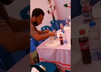 wedding table decoration বিয়ের খাবারের টেবিল ডেকোরেশন