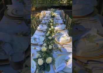 An intimate backyard wedding at our home with Costco flowers #diy #intimatewedding #dinnerparty