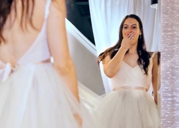 SHOPPING FOR MY WEDDING DRESS