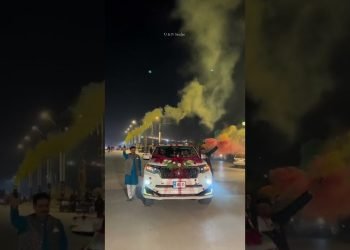 Wedding Automotive decorations fresh Flowers decorations ????????????❤️