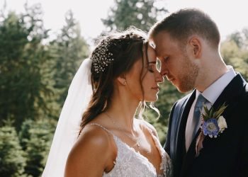 Emotional Trinity Tree Farm Intimate Wedding | Issaquah, WA