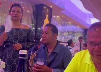 Wedding party in Hong Kong restaurant part#8 in United States of America