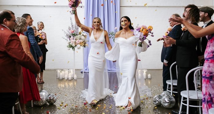 Tips For Navigating Setting Up Your Wedding Floral Budget