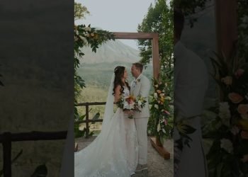 Dez and Brad planned an intimate wedding within the Springs with our team.