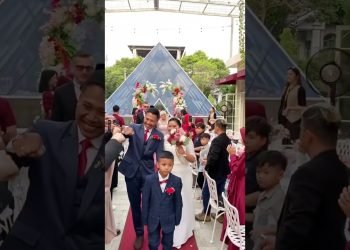 Intimate Wedding Day Della & Andri • Bride @leocloudss • Groom @andri kurniaputra Best Our Lovely Ve