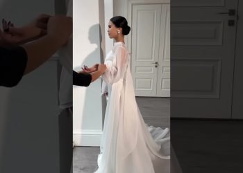 The Most Beautiful Wedding Dress You’ve Seen … via: @wedding_home_adilya #wedding #weddingshorts