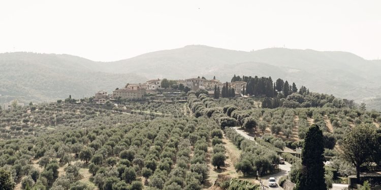 The Reality of Planning a Wedding in Italy from the UK