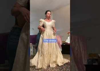 Mom surprises dad by wearing wedding dress after 30 years ￼❤️