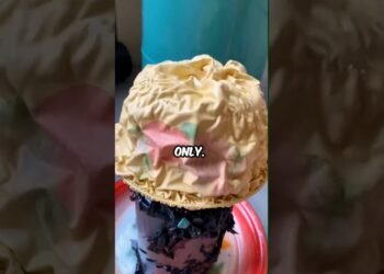 My Wife's Cousin Wanted Free Wedding Decorations But Didn't Invite Us