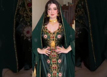 Beautiful party wear Collections #fashion #trendingclothes #wedding