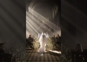 Autumnal Bride | Luxury Wedding Planning Suggestions by The Curated Wedding