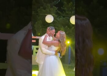 POV: You had an intimate wedding with all of your favorite people 🥹👰‍♀️ #asoftlove