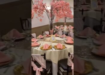 #table #wedding #weddingflowers #decoration #bouquet #beauty #decor #weddingbouquet #weddingdecor