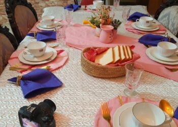 Table decoration 2021 | #shorts || #YouTube || Rumi's Fashionable House