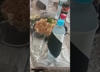 Table Setting Ideas ||Napkin|| Black Theme ||By LIFE WITH FATIMA #food #smashburgerrecipe