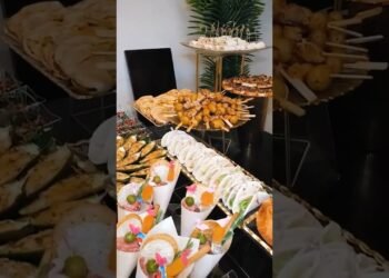 party buffet table idea #078