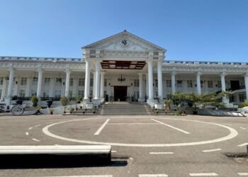 TOURING INSIDE KUSHIARA International Convention Hall! A dream wedding venue in Sylhet, Bangladesh!