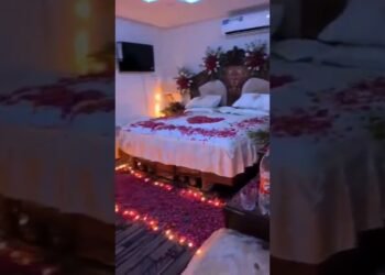 Beautiful wedding automobile #And Bedroom wedding decorations #ytshort#viralshort#cardecor#tranding#automobile#