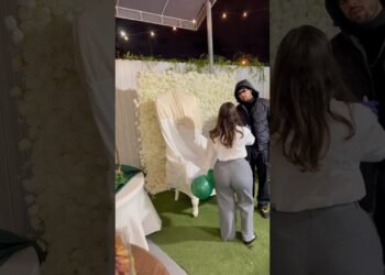 Helping arrange for an intimate wedding 💍💐#Flowerwall #Miamistudio #Miamivenue #Linens #mrandmrs