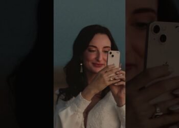 It’s the tip of your intimate wedding day in Marfa and you simply read your vows to one another because the