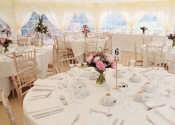 Easy wedding reception table decorations ideas Learn how to make