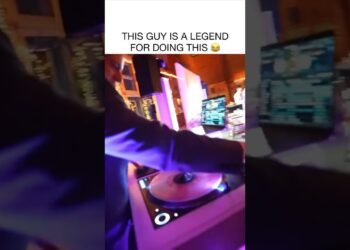 Wedding DJ Donald Trump & Kamala Harris Remix  😂 || ig thechristubbs