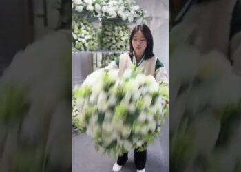 Artificial flower ball silk table flower party wedding decoration#floraldesign #table #diywedding