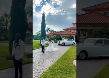 Luxury intimate wedding at villa Toscana situated in homestead/miami #wedding #italianvillawedding