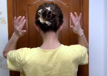 Easy Hairstyles / Braided Bun Hairstyle For Ladies / Trending Latest Hairstyle For Wedding Party 2024