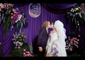 Intimate Wedding Hang & Jamie | De Rossa Studio