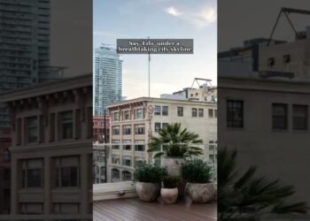 Savanna Rooftop Wedding Venue on Breezit.com