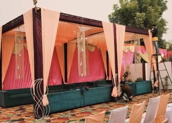 Easy wedding stage decoration ideas|Indian Wedding reception stage design,wedding stage ideas 2025