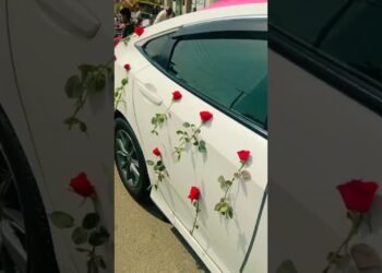 wedding Automobile decorations fresh Flowers decorations for