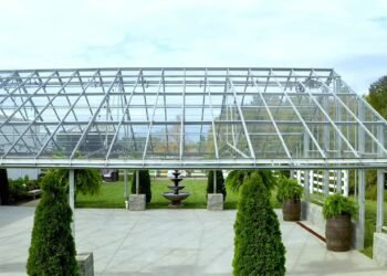 Alum Creek Farm Wedding Venue, Greenhouse, and Flower Farm