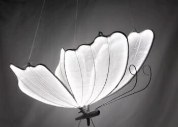 ROOMEDAL Wedding Butterfly Floor Lamp for Wedding Party Birthday Decorations