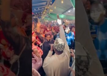 Arewa Women with Rarara Dancing on the Wedding party of the daughter of Katsina state Governor Radda